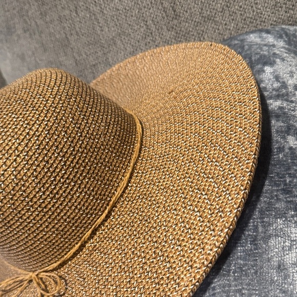 Nine West Tan Woven Hat with Bow Accent - Picture 3 of 9